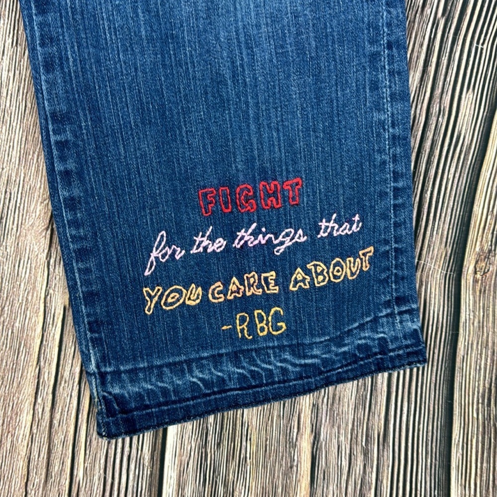 Statement Jeans - Picture 3 of 15
